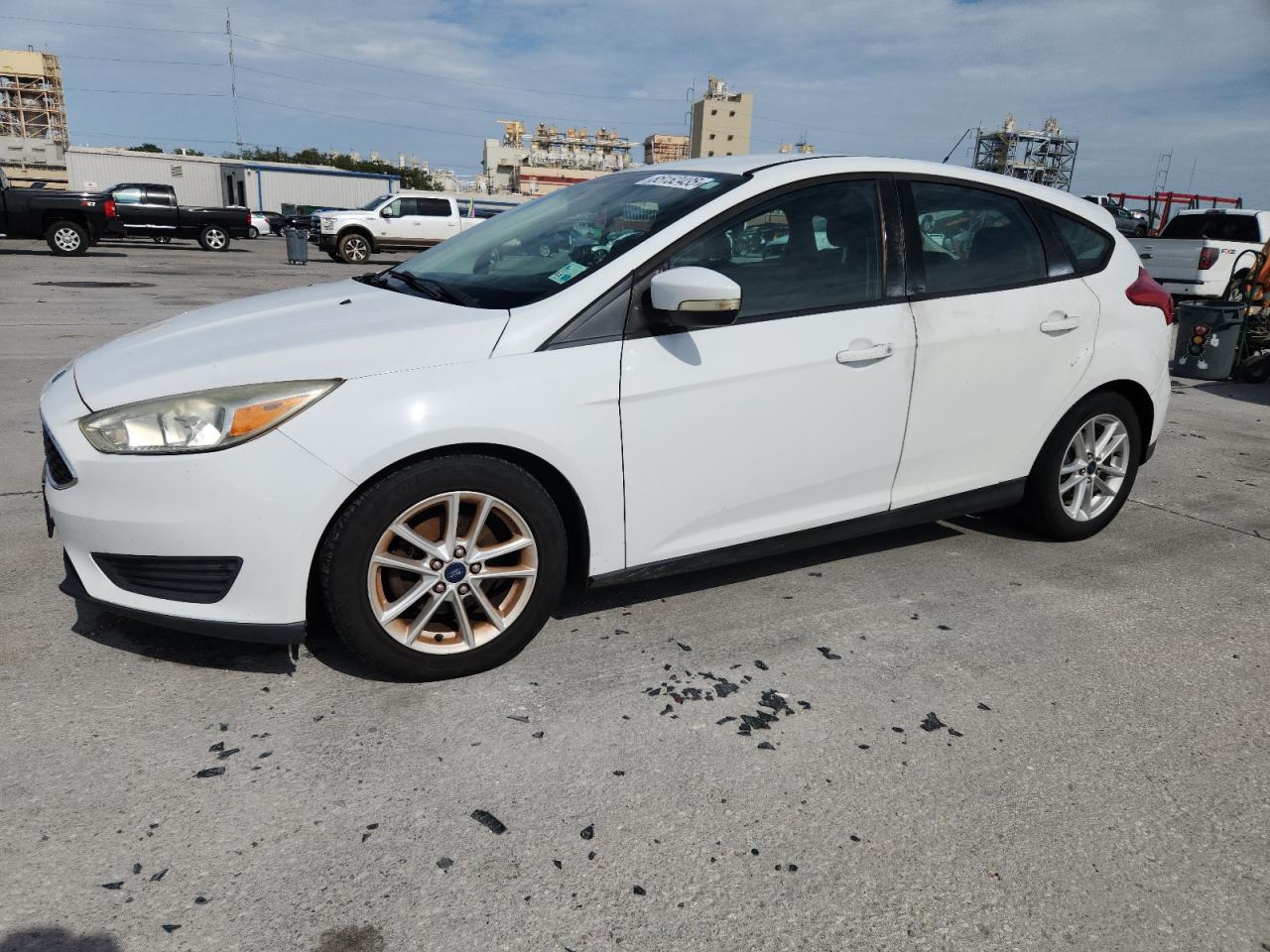 FORD FOCUS SE 2015