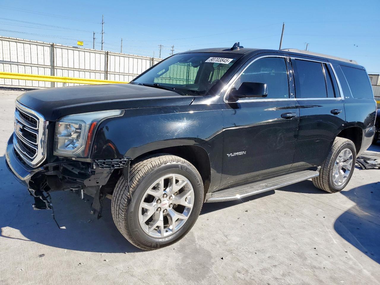 GMC YUKON SLE 2015