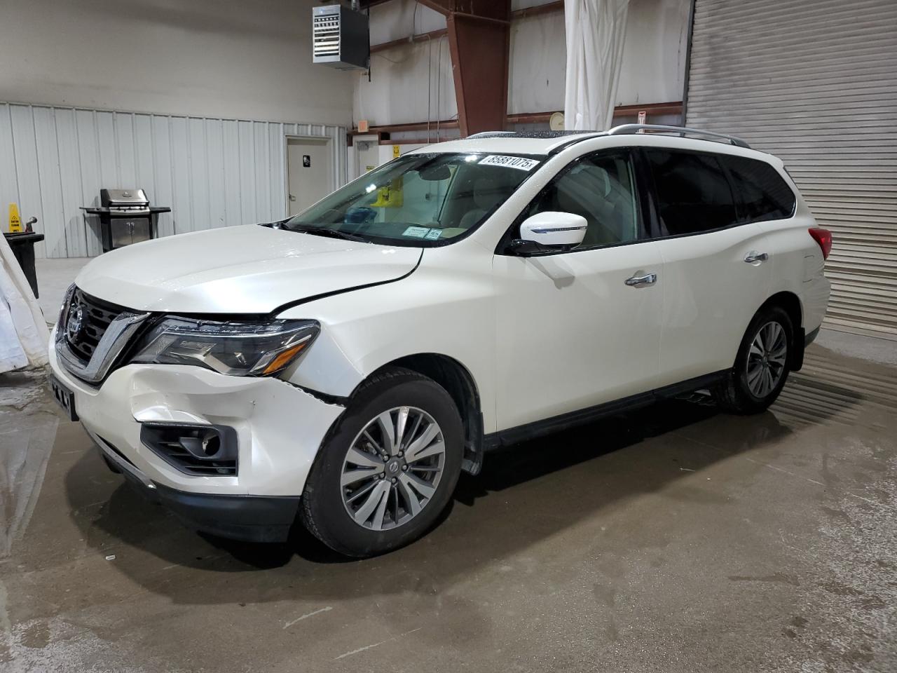 NISSAN PATHFINDER 2017