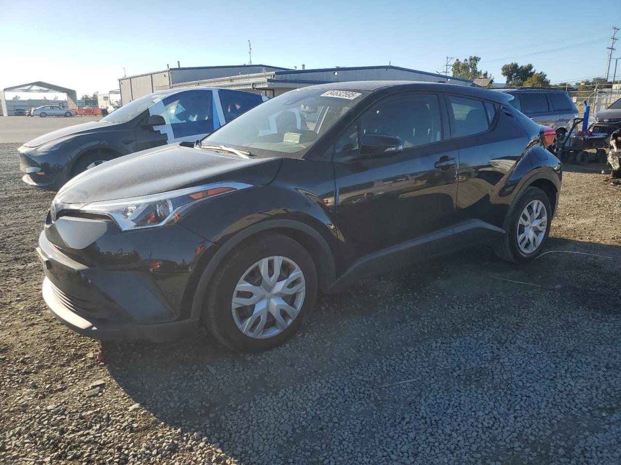 TOYOTA C-HR XLE 2019