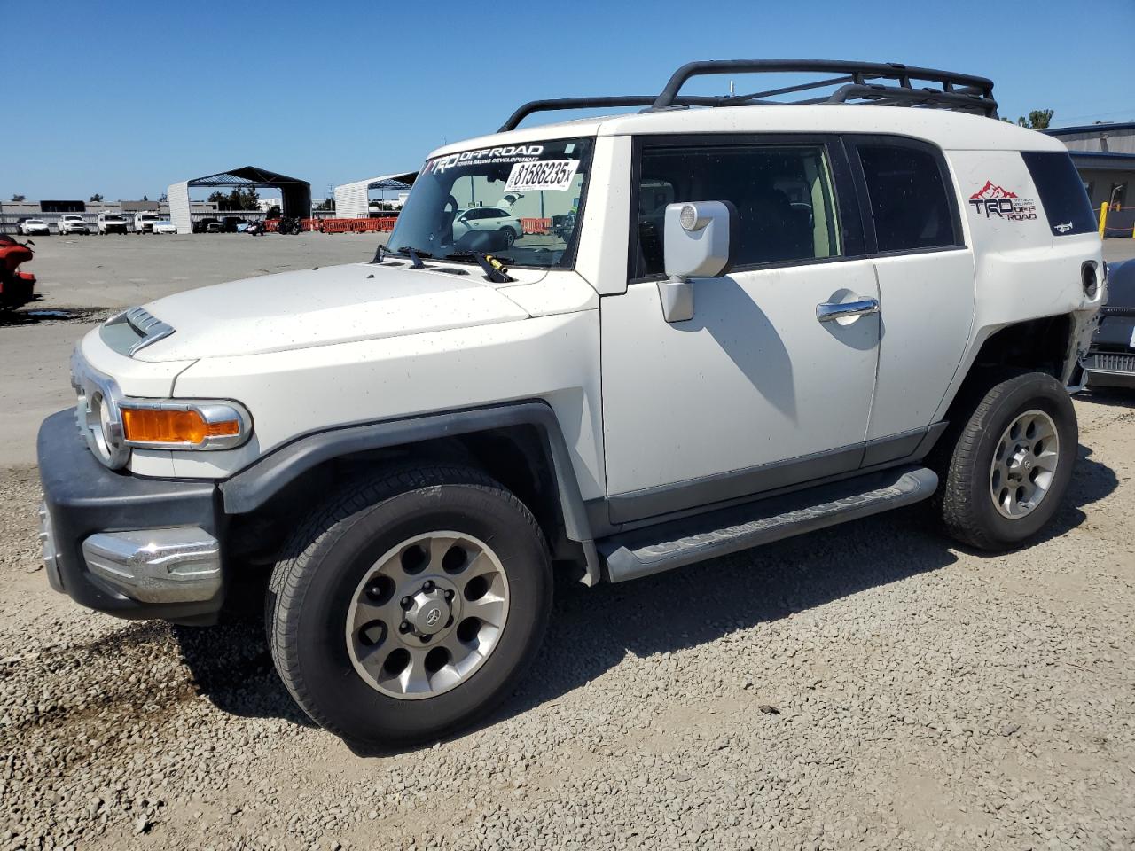 TOYOTA FJ CRUISER 2013