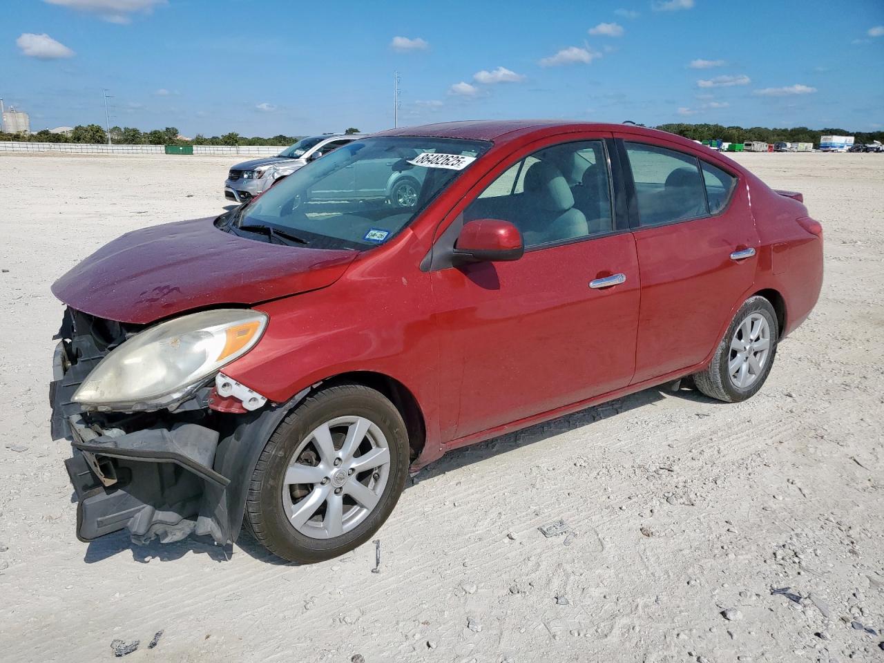 NISSAN VERSA 2014