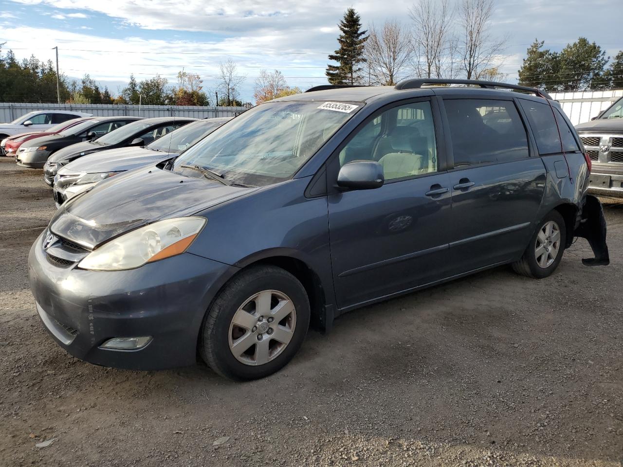 TOYOTA SIENNA CE 2006