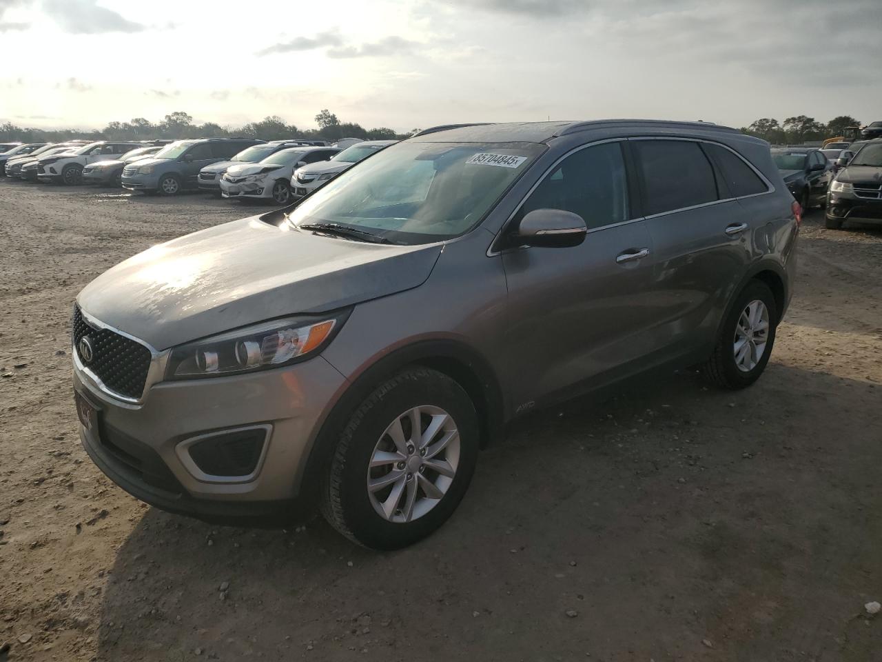 KIA SORENTO LX 2017