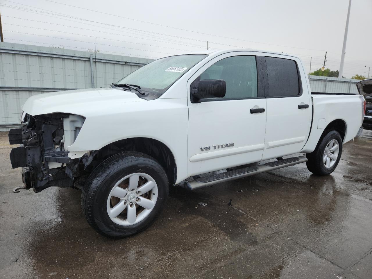 NISSAN TITAN S 2014