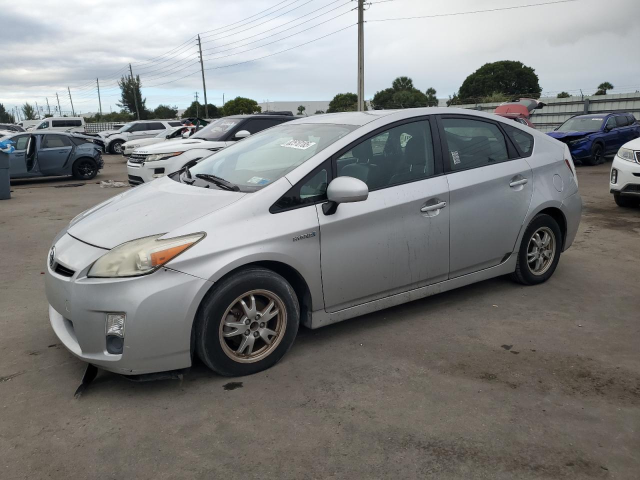 TOYOTA PRIUS 2010