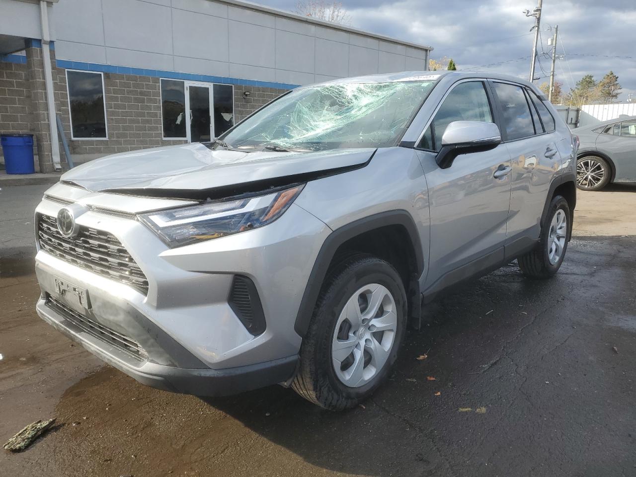 TOYOTA RAV4 LE 2025