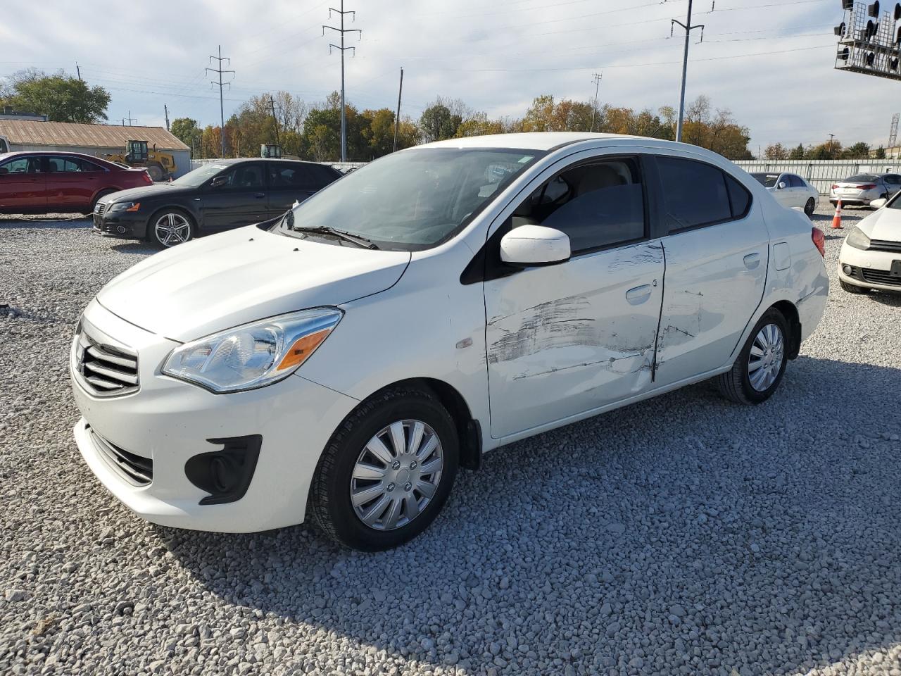 MITSUBISHI MIRAGE G4 2017