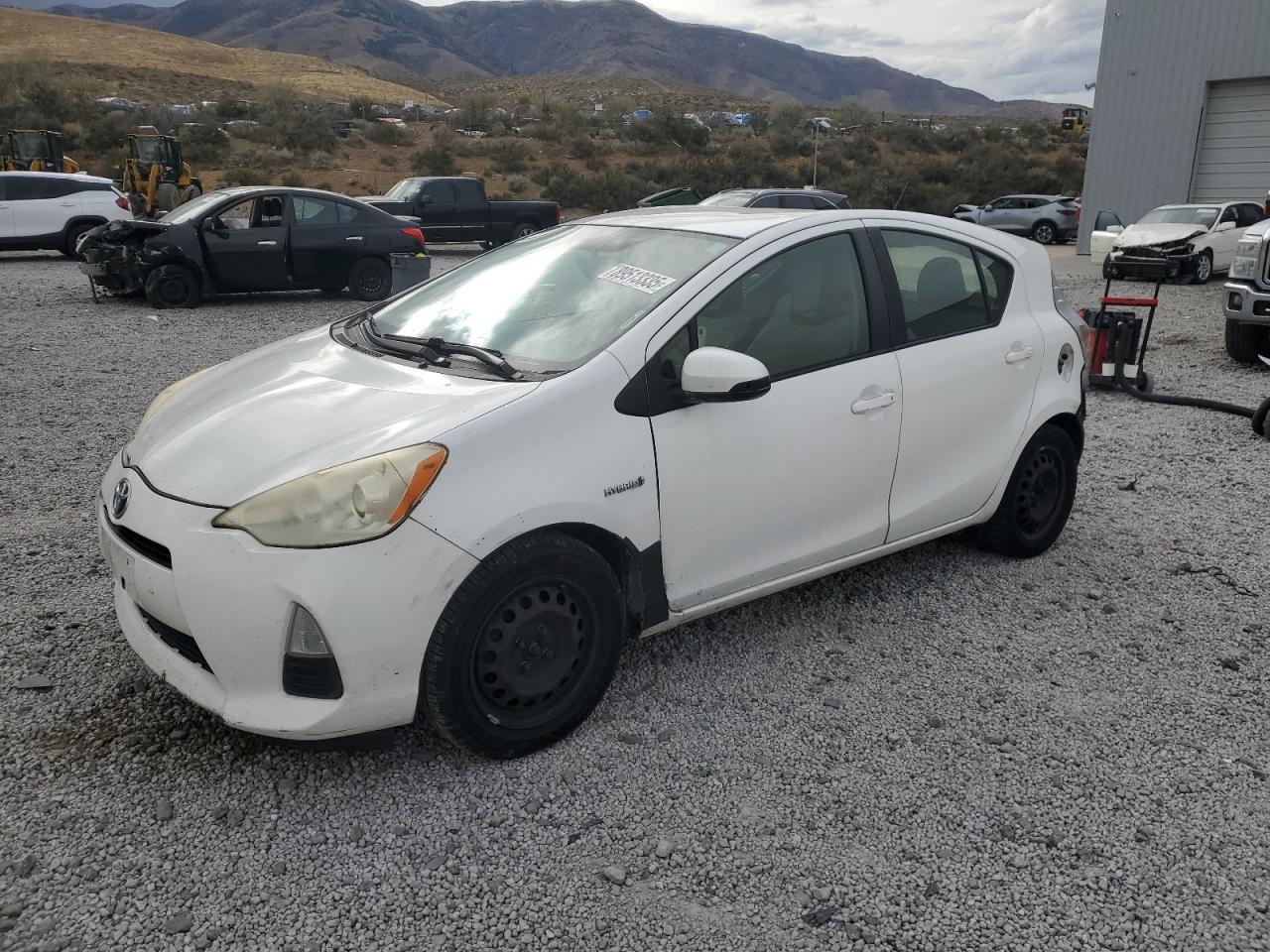 TOYOTA PRIUS C 2013