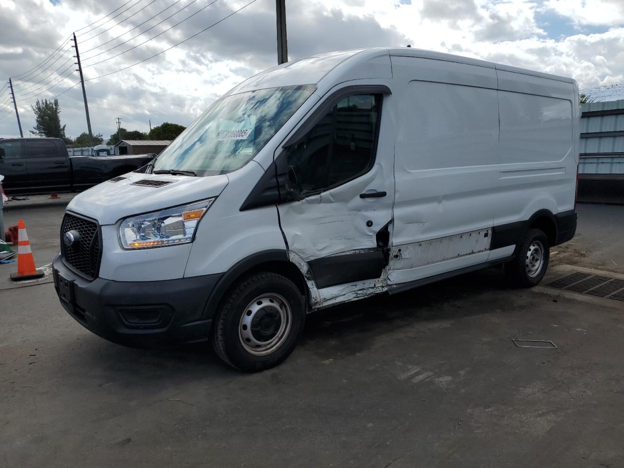 FORD TRANSIT T- 2021