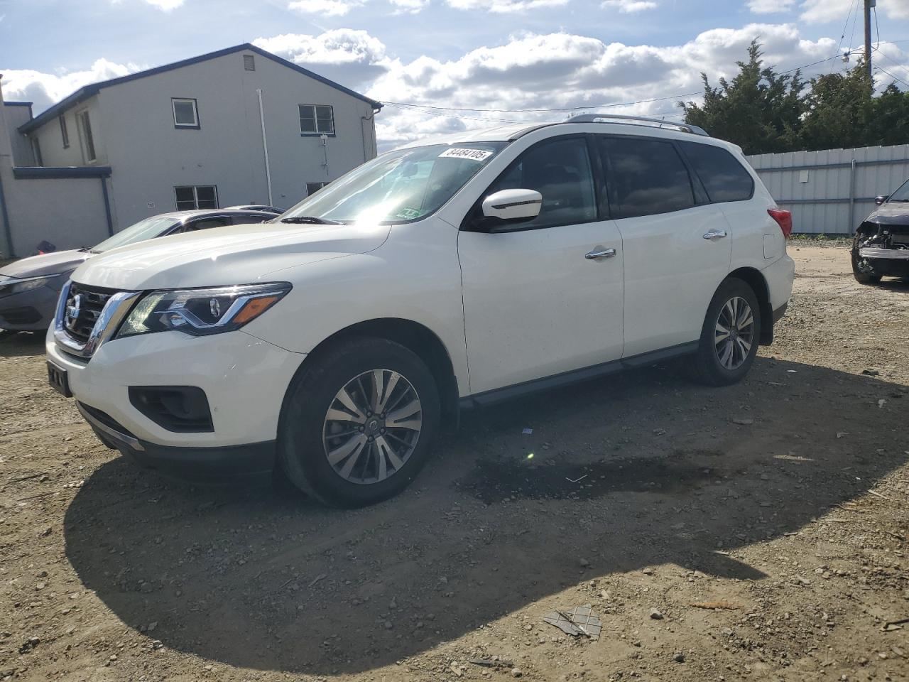NISSAN PATHFINDER 2018