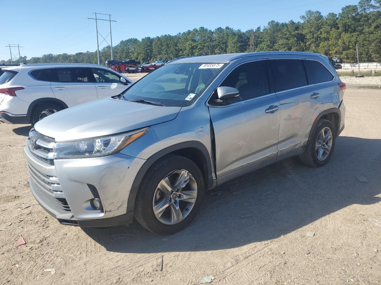 TOYOTA HIGHLANDER 2017