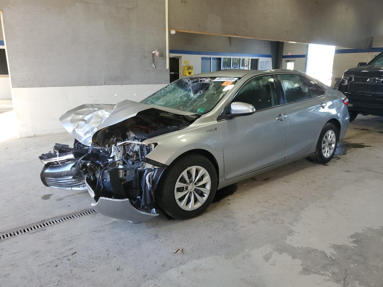 TOYOTA CAMRY HYBR 2015