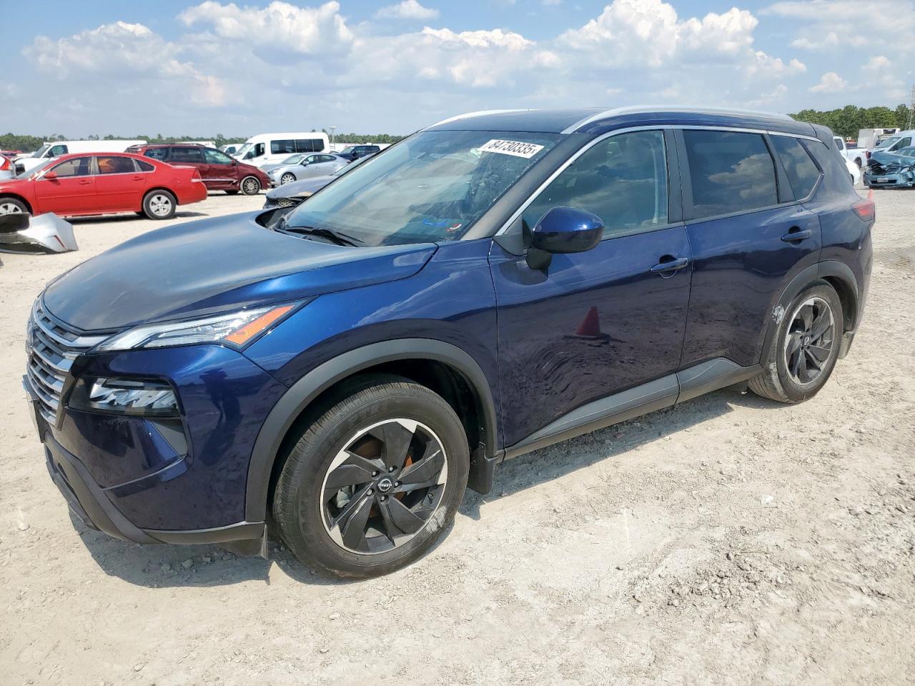 NISSAN ROGUE SV 2024