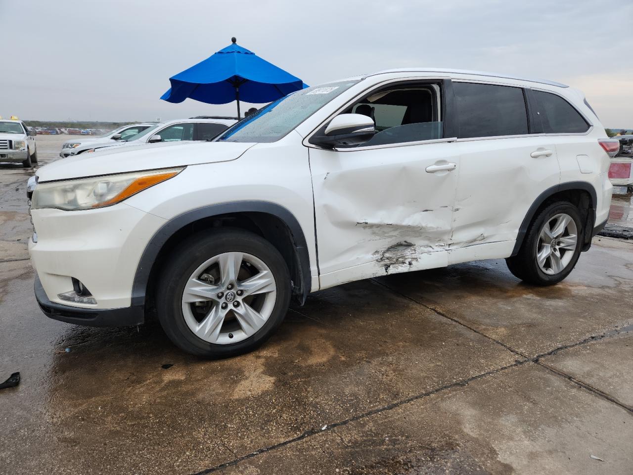 TOYOTA HIGHLANDER 2016