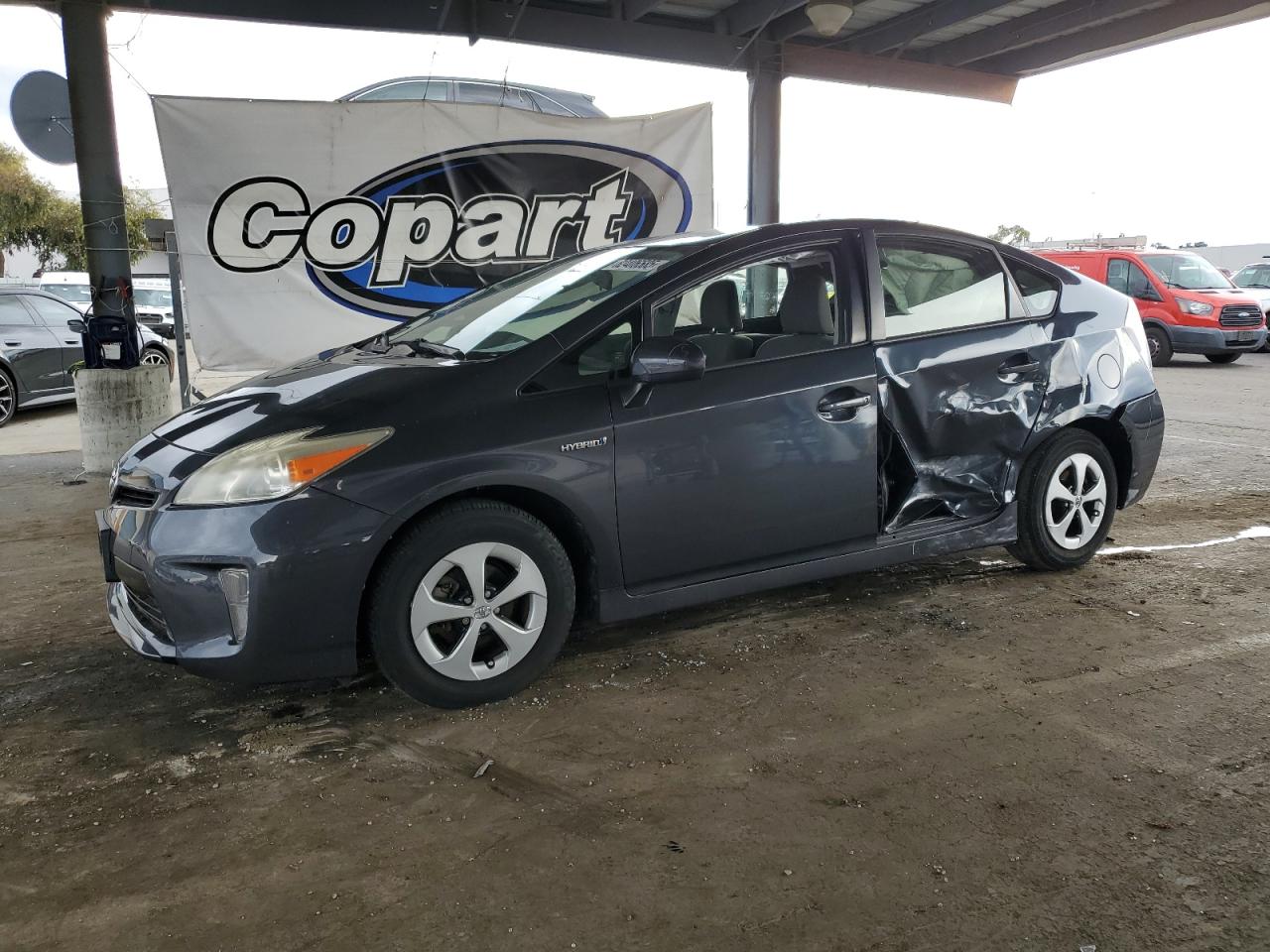 TOYOTA PRIUS 2013