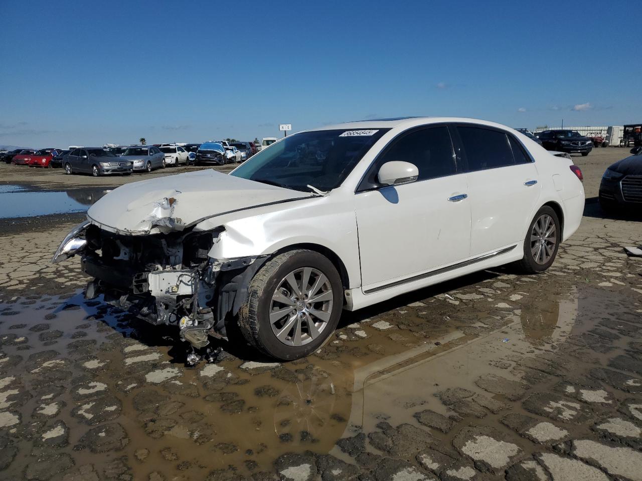 TOYOTA AVALON 2012