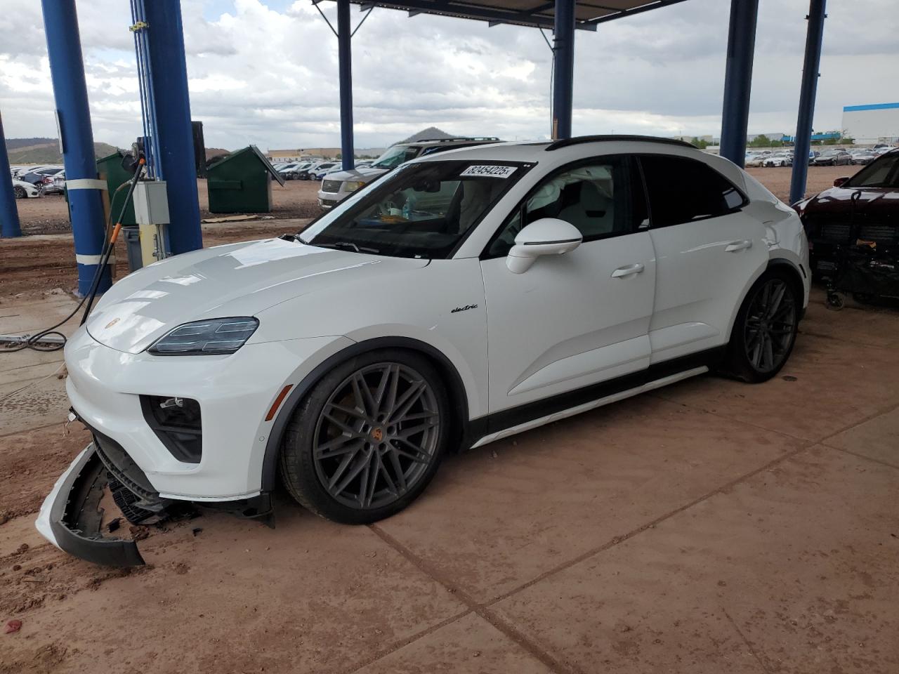 PORSCHE MACAN 2025