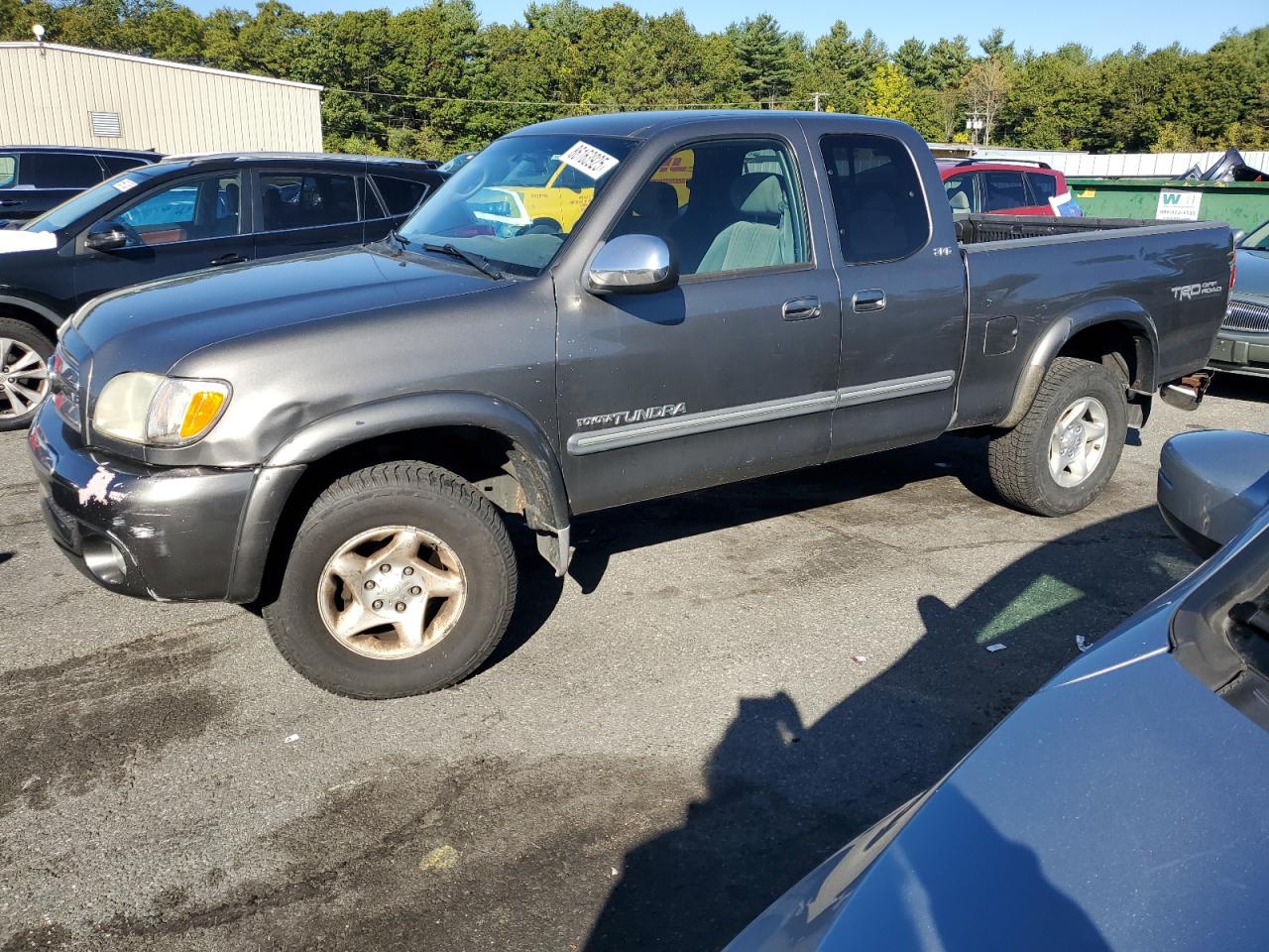 TOYOTA TUNDRA ACC 2004