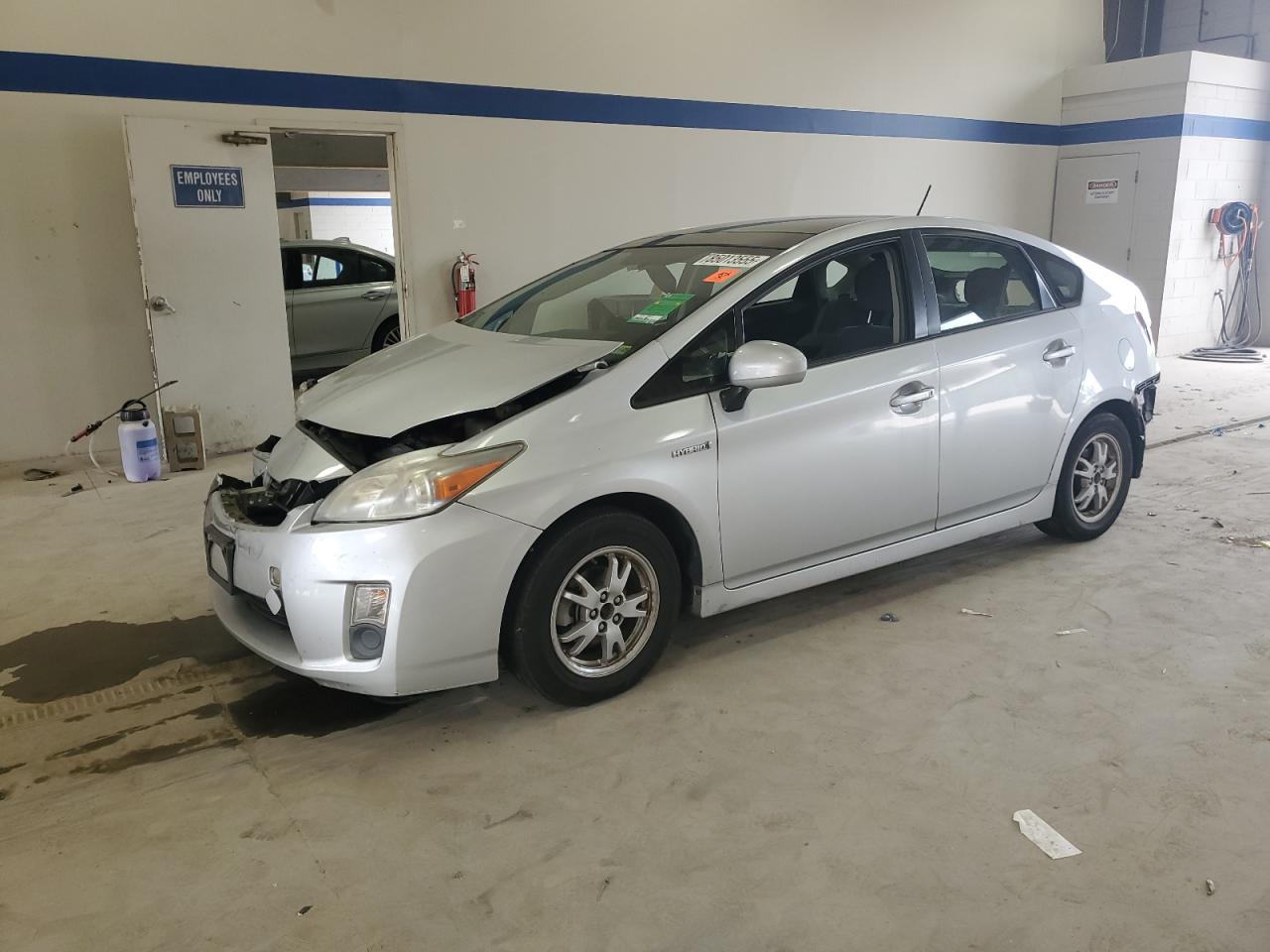 TOYOTA PRIUS 2011