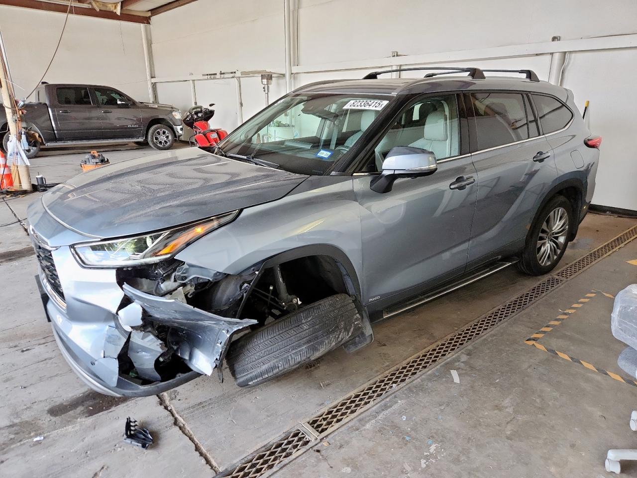 TOYOTA HIGHLANDER HYBRID LIMITED 2023