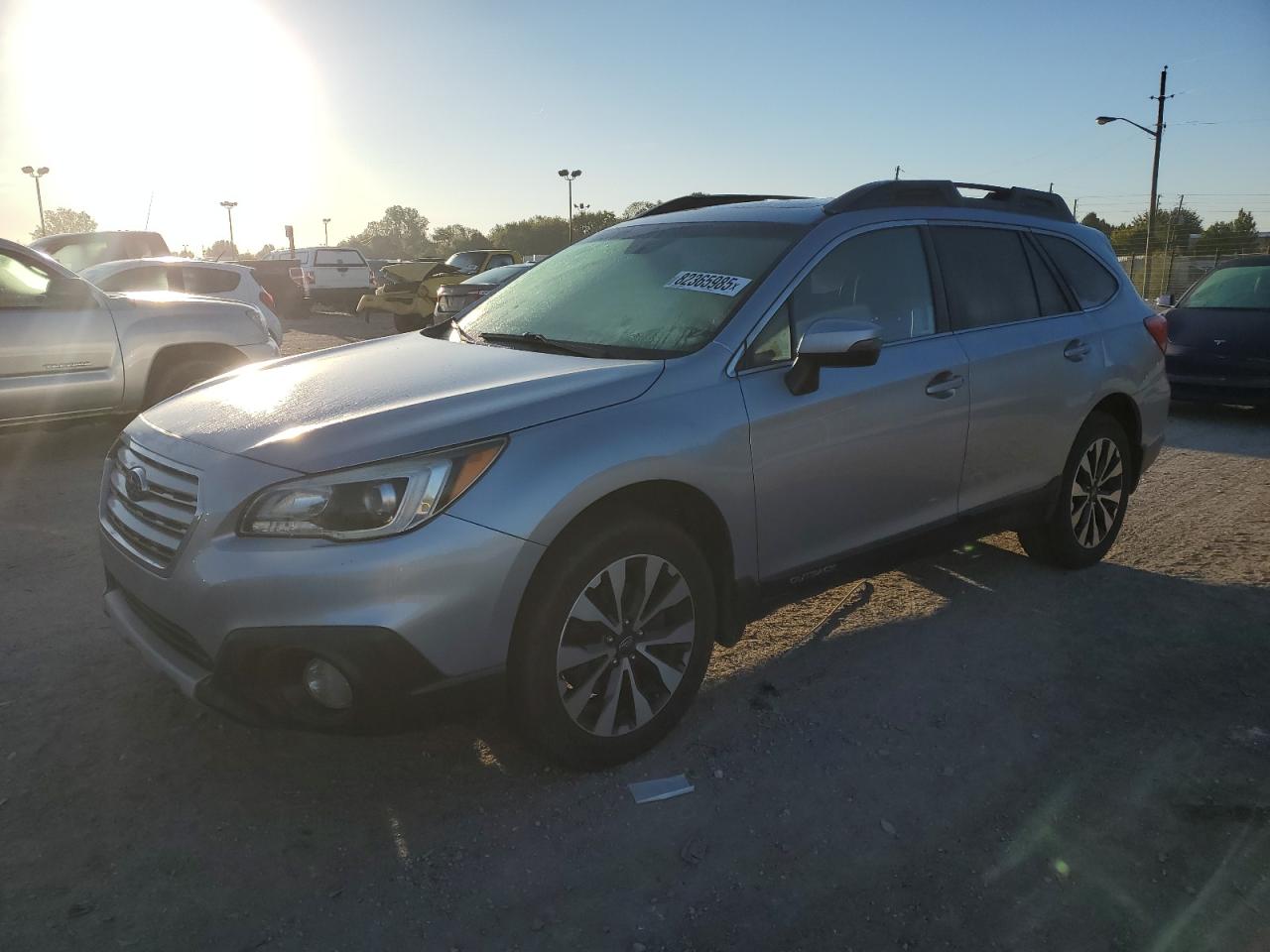 SUBARU OUTBACK 2. 2016