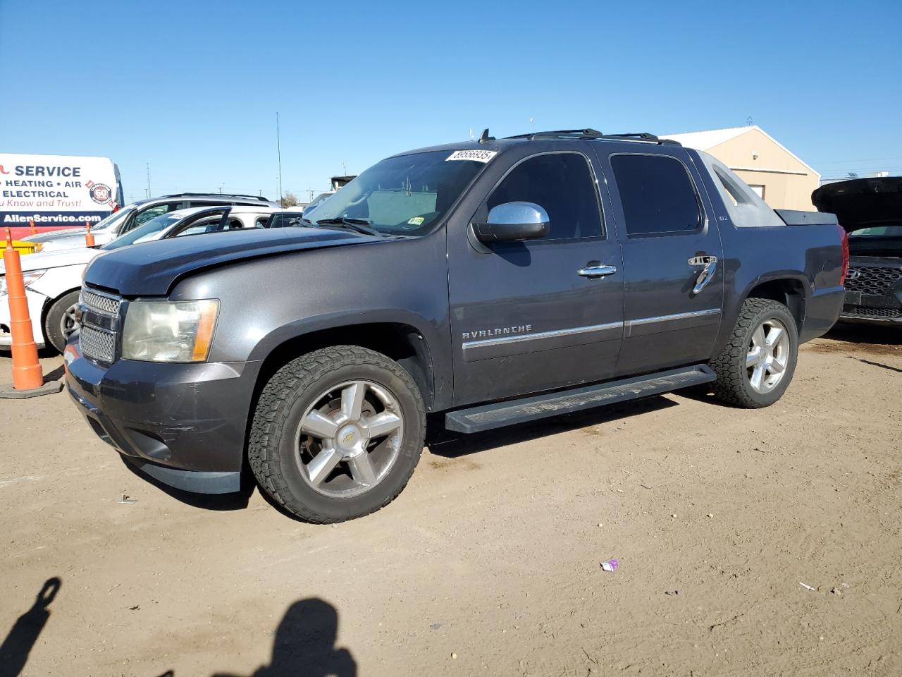 CHEVROLET AVALANCHE 2011