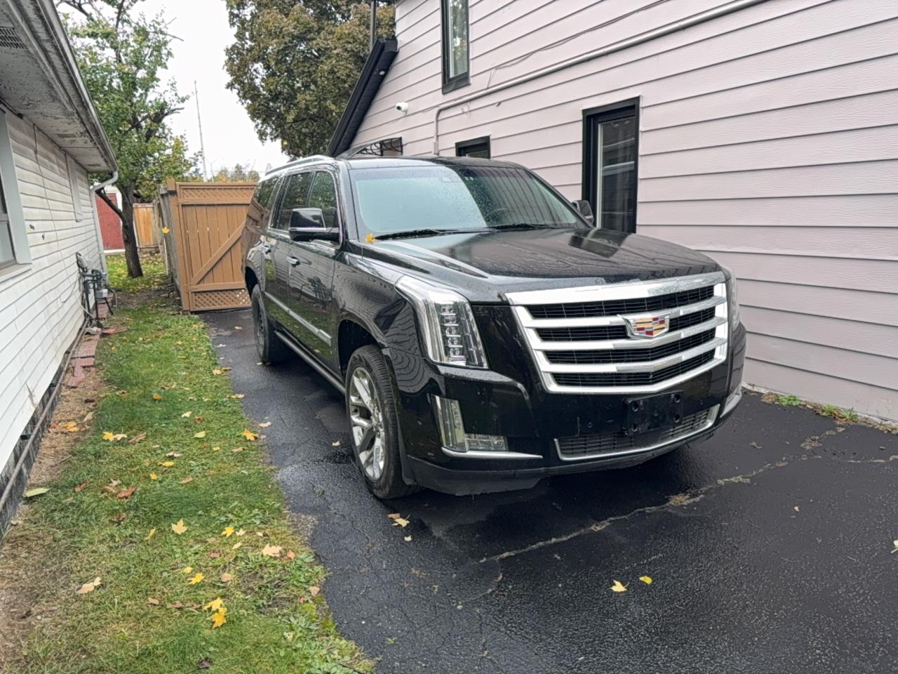 CADILLAC ESCALADE E 2018