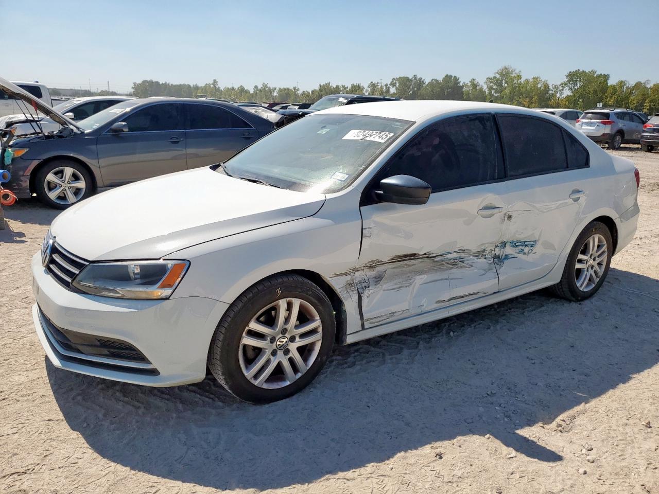 VOLKSWAGEN JETTA BASE 2015