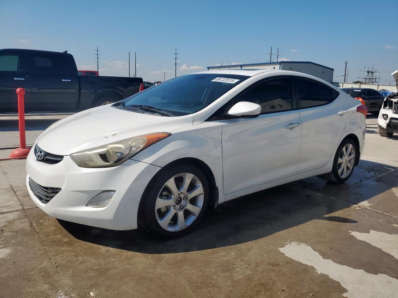 HYUNDAI ELANTRA GL 2013