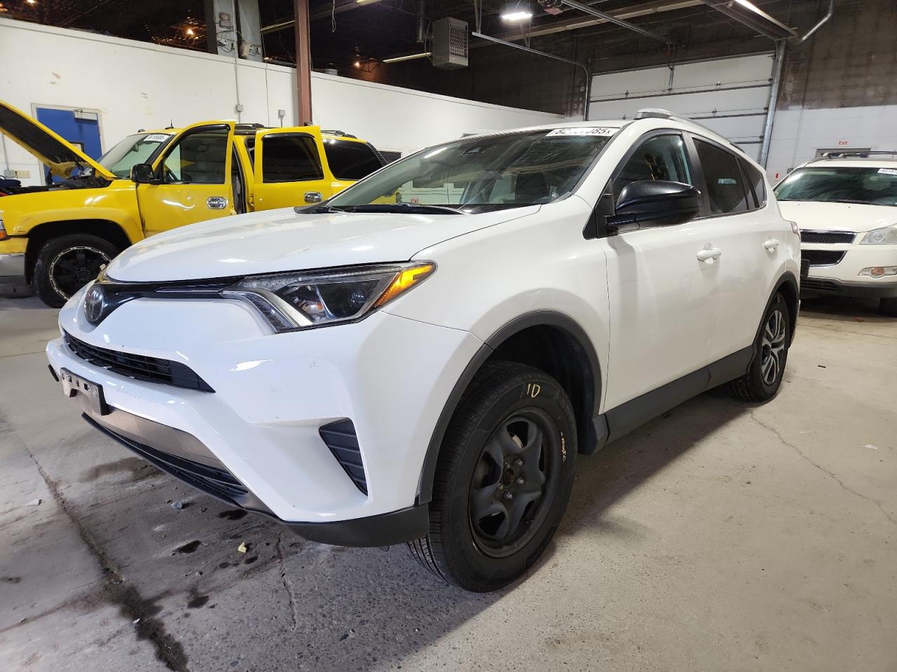 TOYOTA RAV4 LE 2018