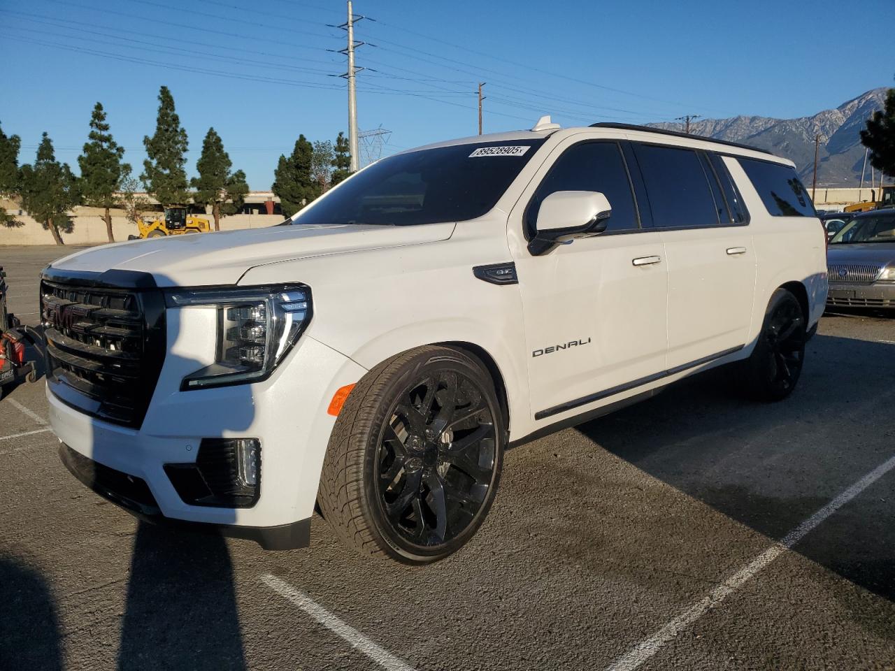GMC YUKON XL D 2022