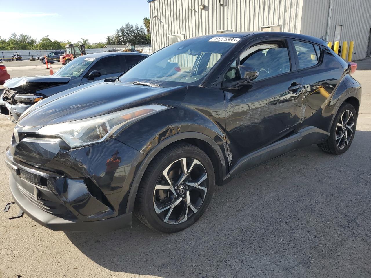TOYOTA C-HR XLE 2018