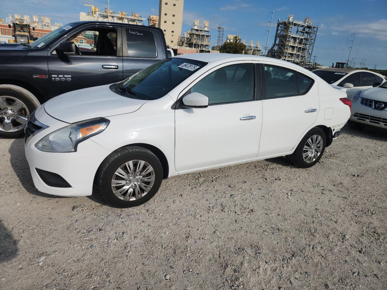 NISSAN VERSA 2016