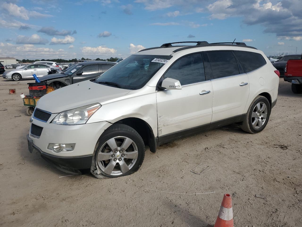 CHEVROLET TRAVERSE L 2012