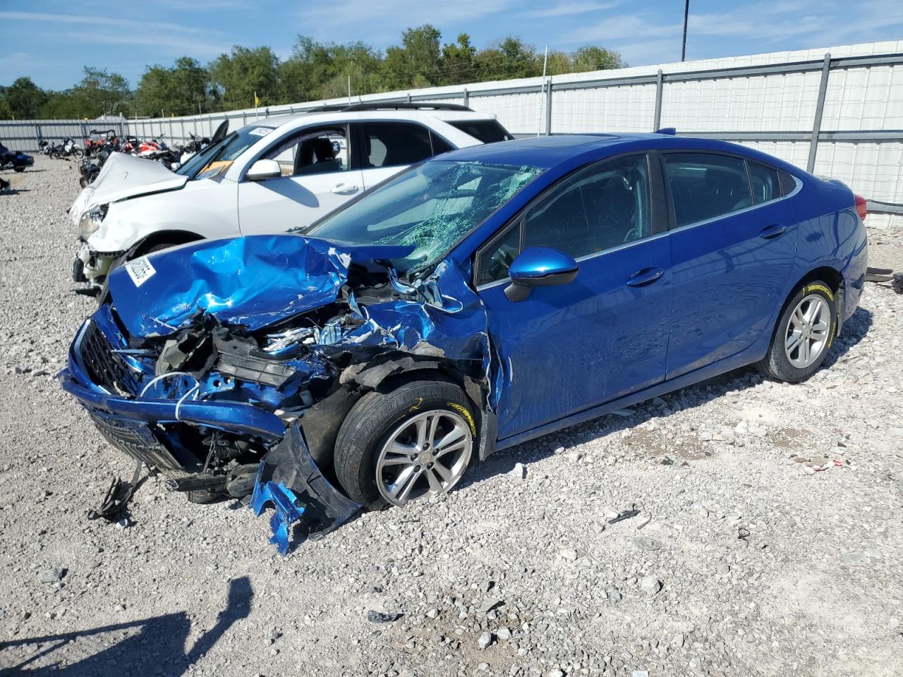 CHEVROLET CRUZE 2017