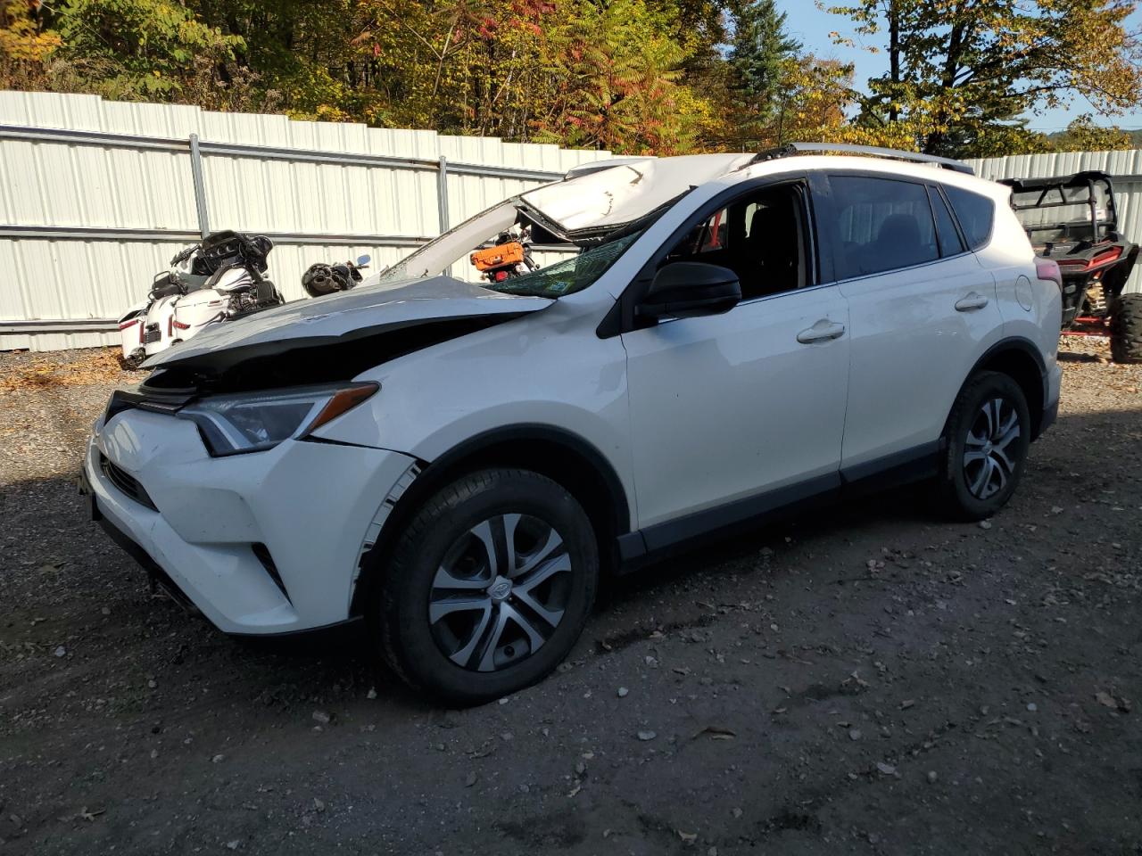 TOYOTA RAV4 LE 2018