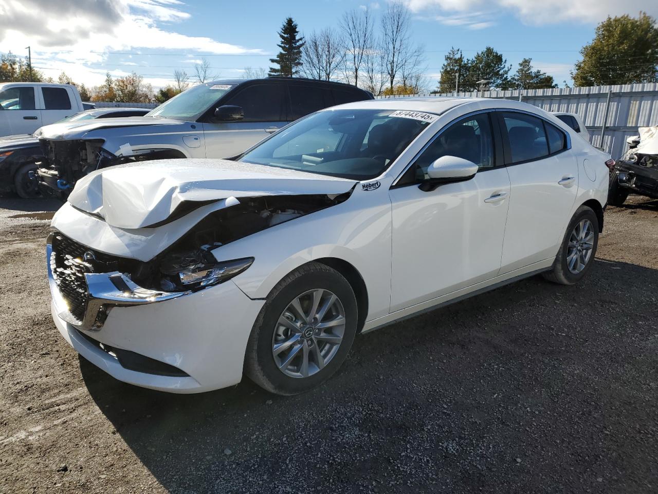 MAZDA 3 2025