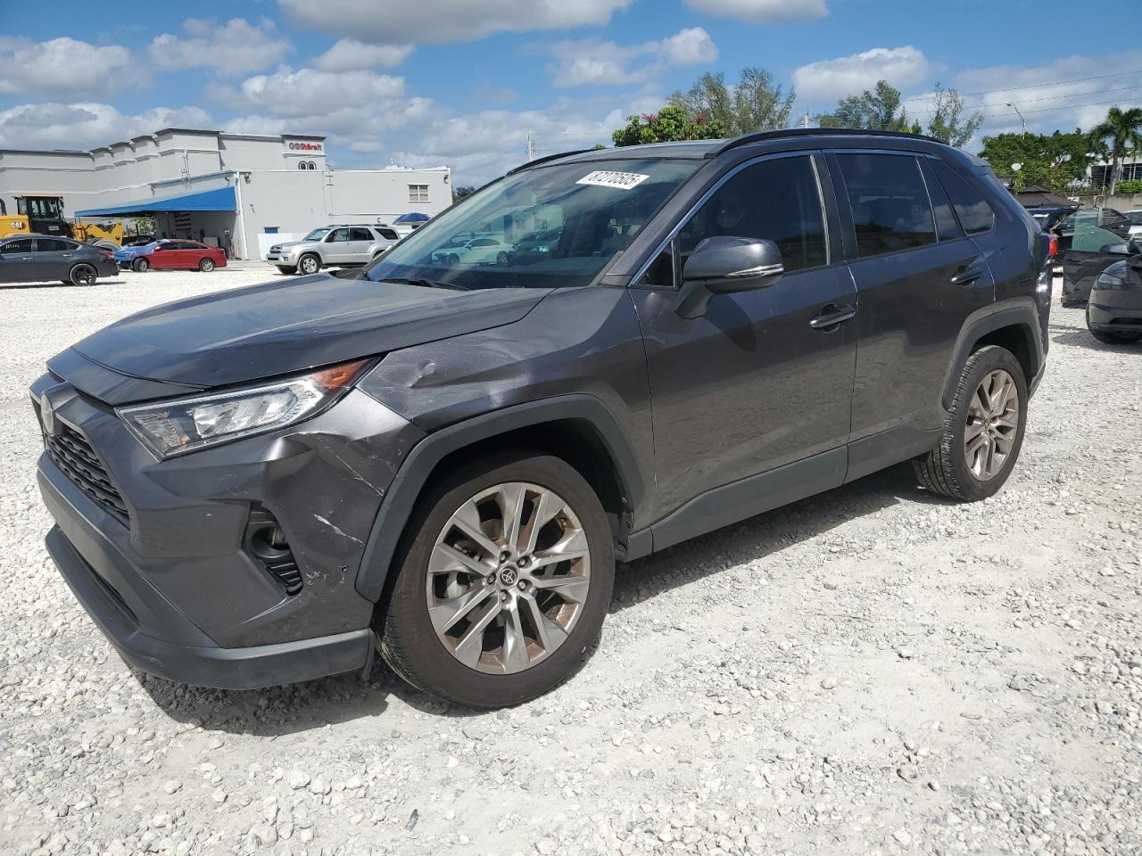 TOYOTA RAV4 XLE P 2021