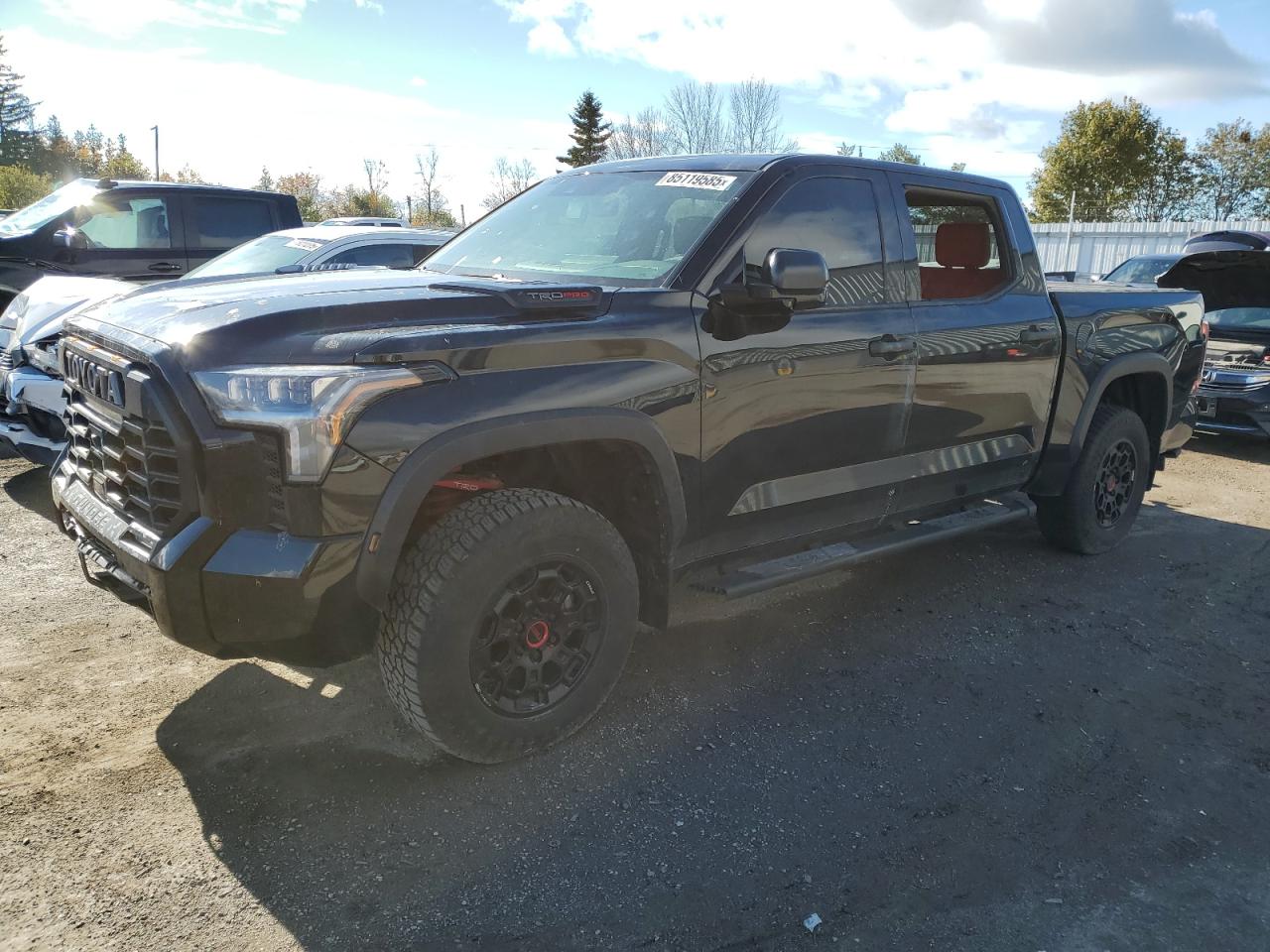 TOYOTA TUNDRA 2024
