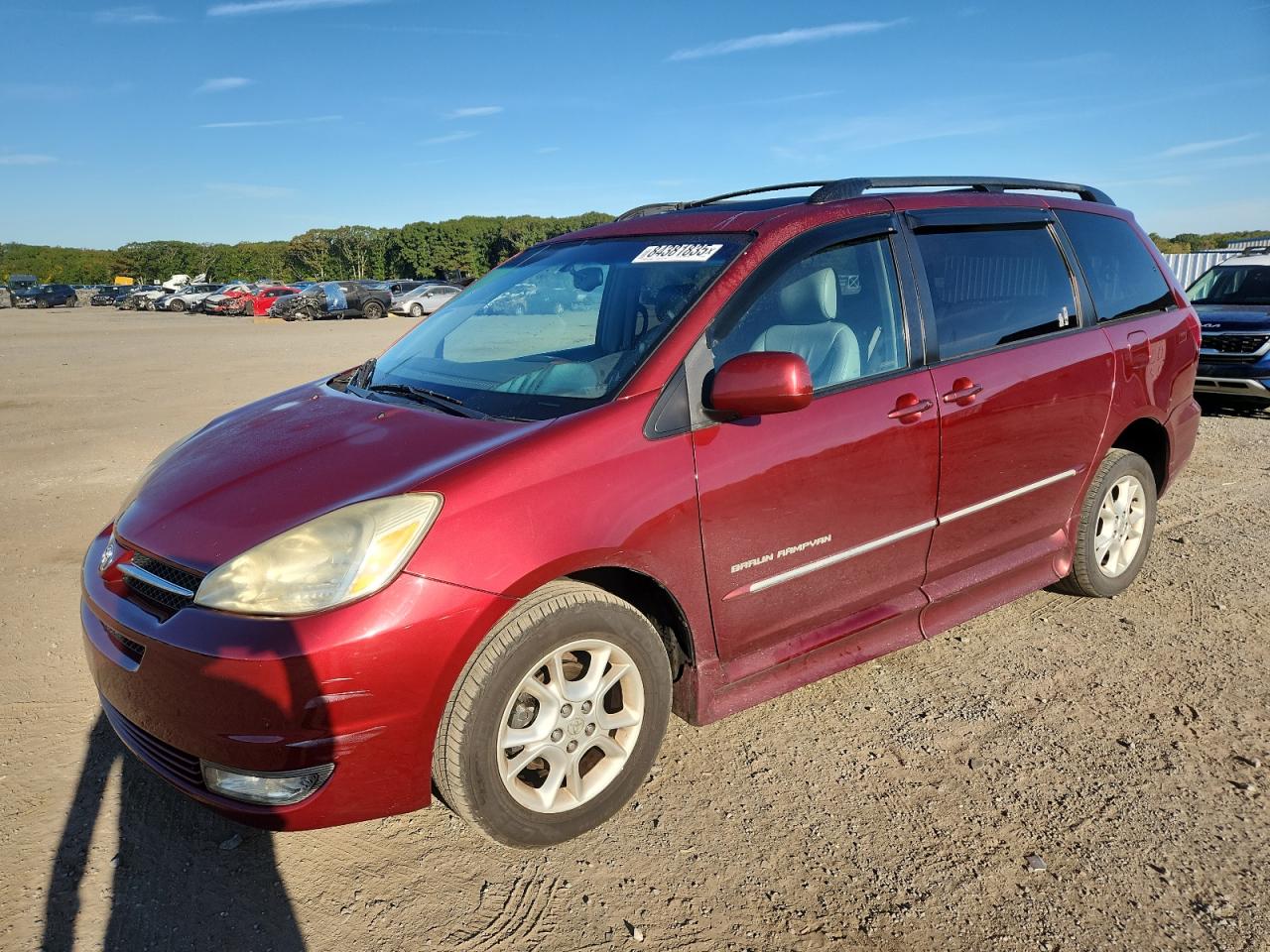 TOYOTA SIENNA XLE 2004