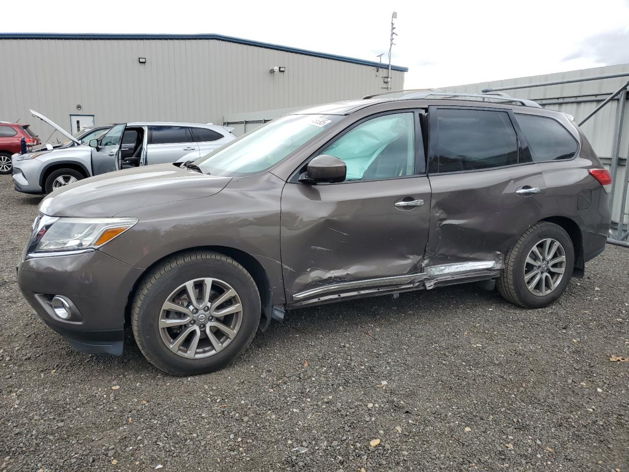 NISSAN PATHFINDER 2016