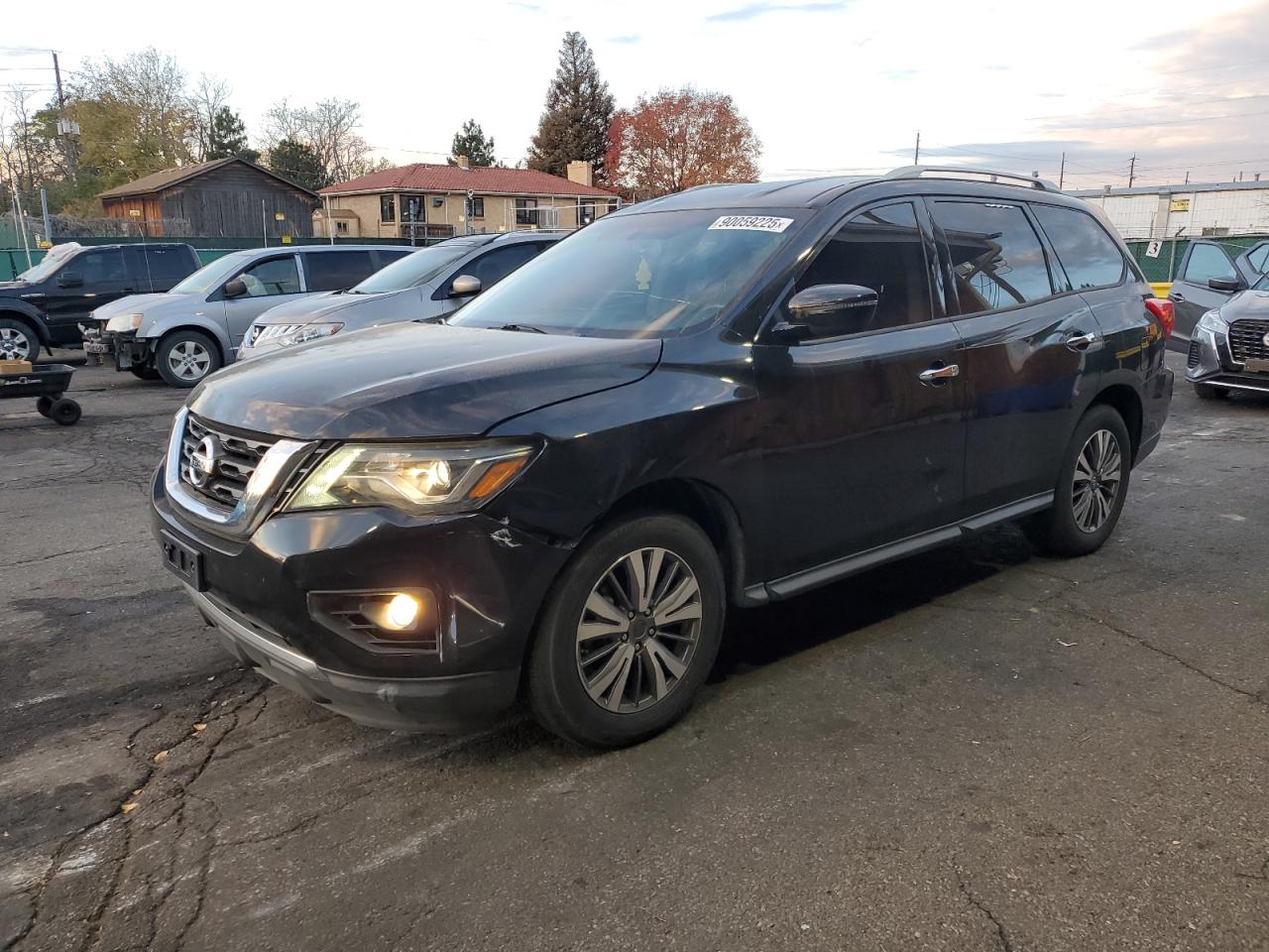 NISSAN PATHFINDER 2019