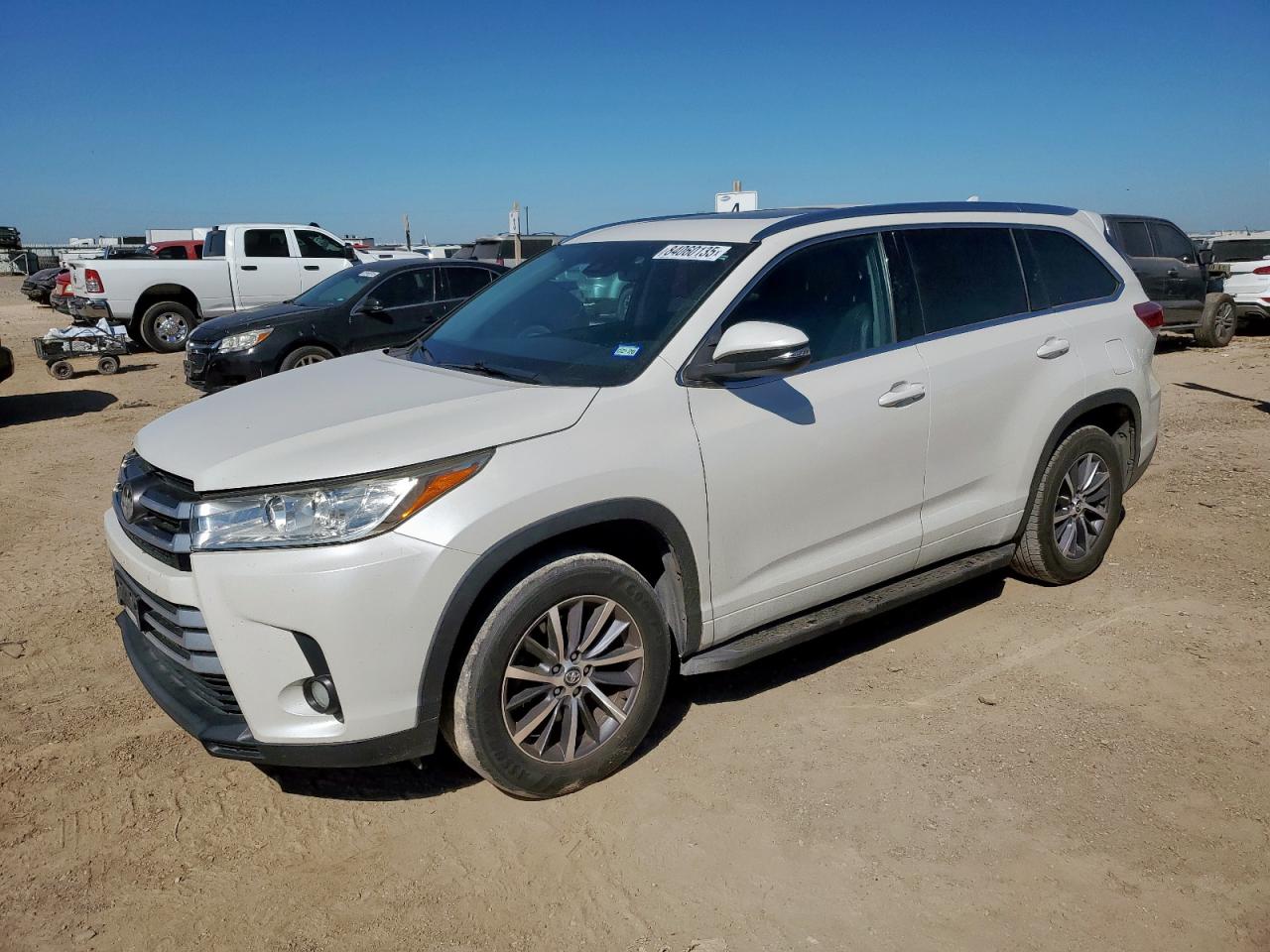 TOYOTA HIGHLANDER 2017