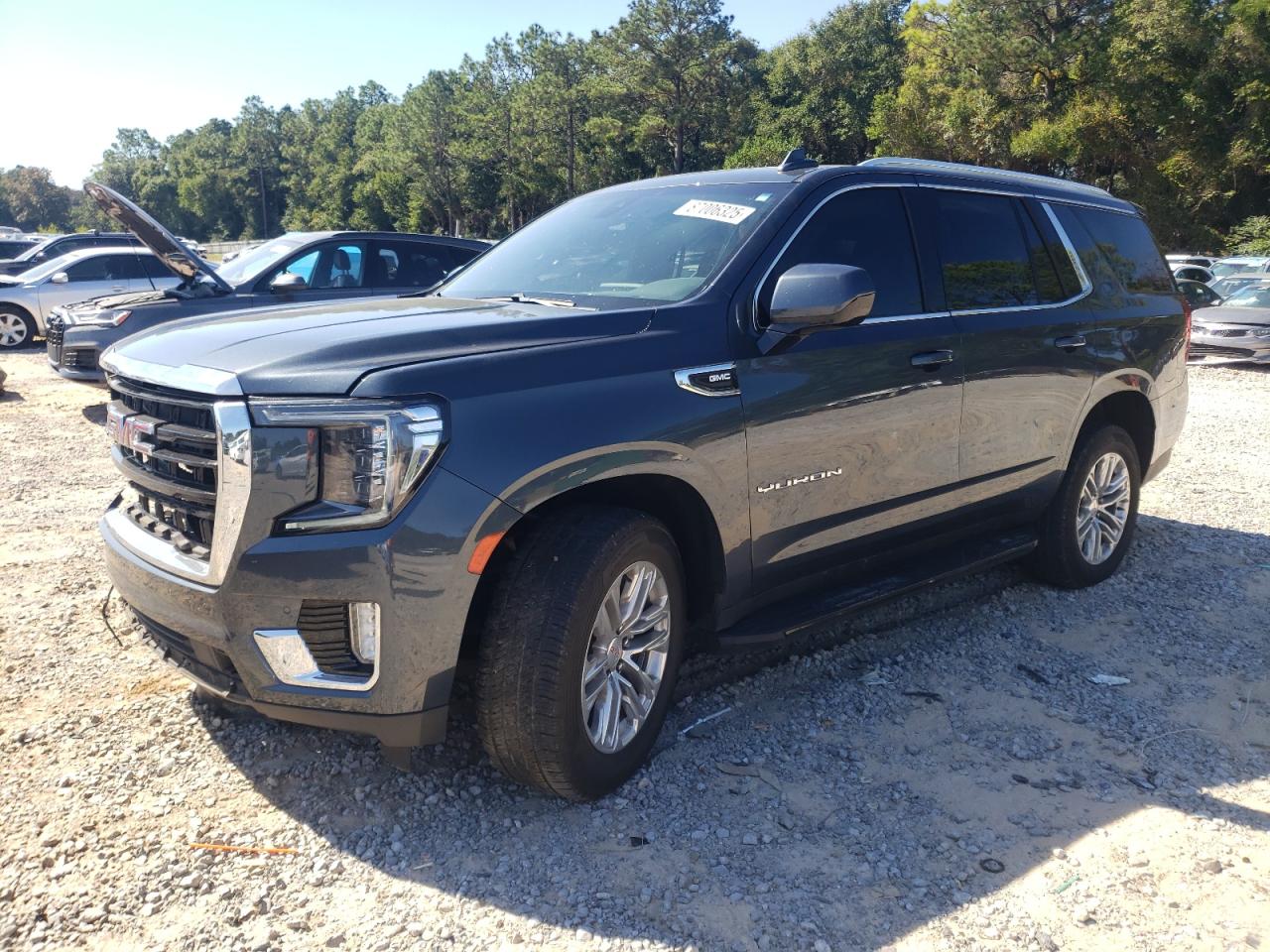 GMC YUKON SLE 2021