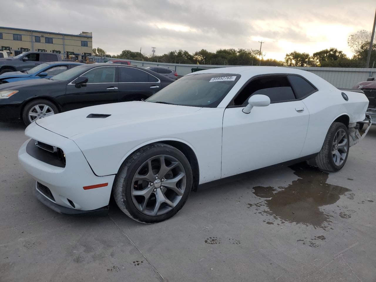 DODGE CHALLENGER 2016