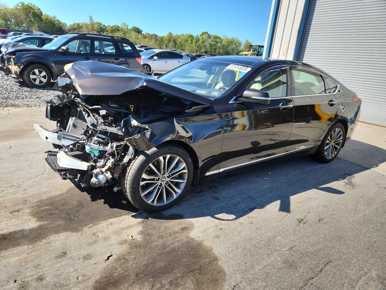HYUNDAI GENESIS 3. 2015