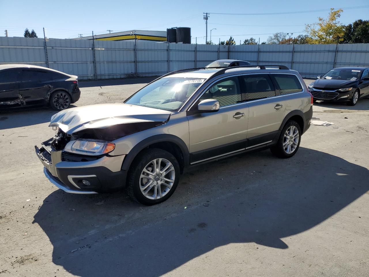VOLVO XC70 2016