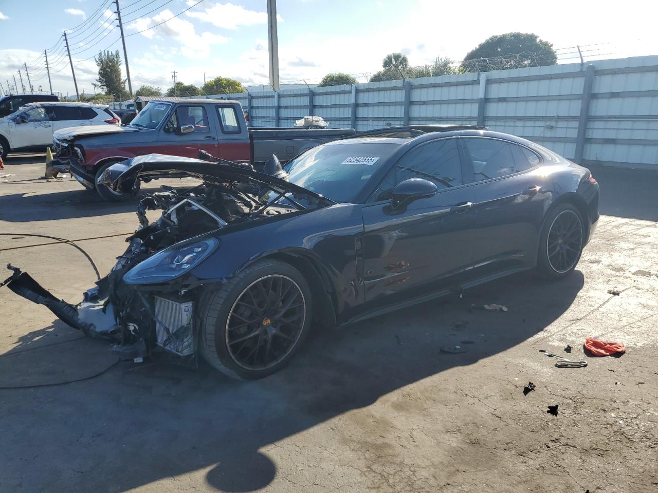 PORSCHE PANAMERA 4 2017