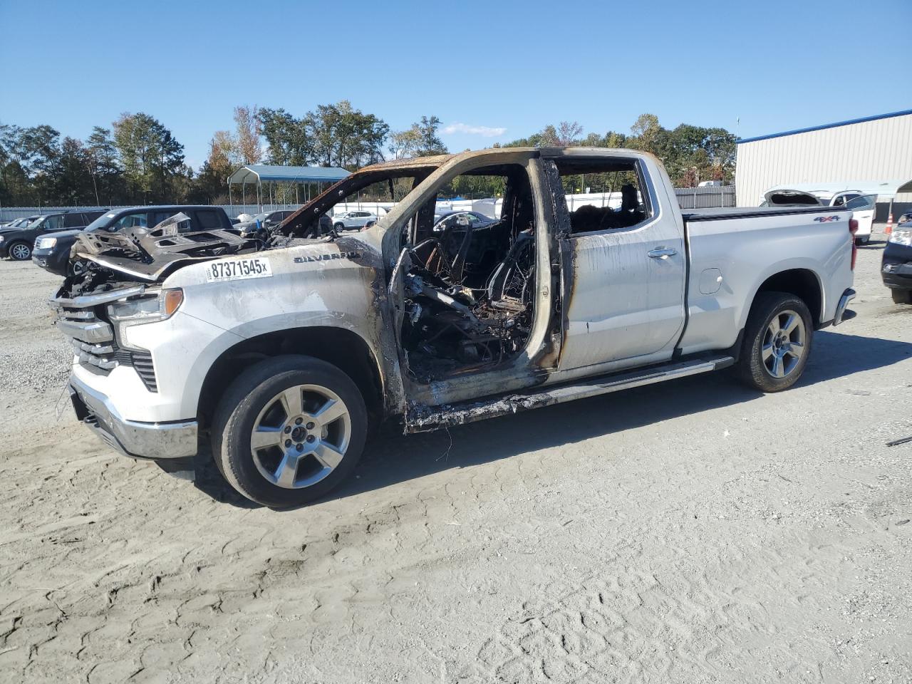 CHEVROLET SILVERADO 2022